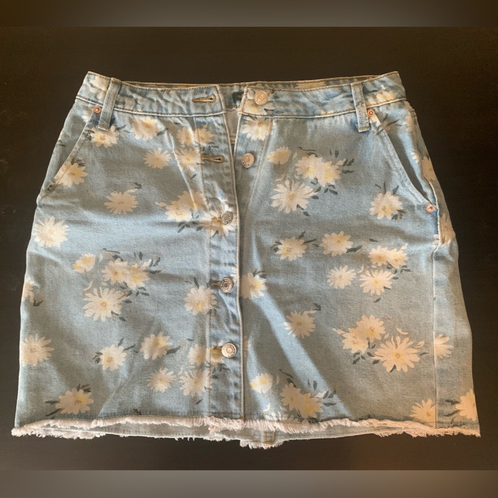 Floral denim skirt